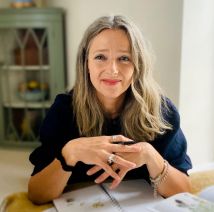 NEW Sally Swannell Photo